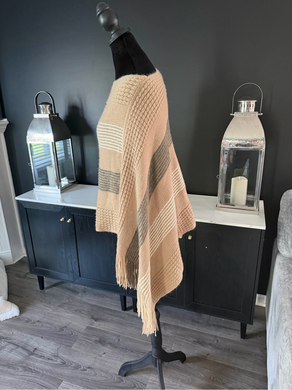 Northern Angel Knit Poncho Sweater S/M Neutral Fringe Cozy Boho Cape - Picture 3 of 6